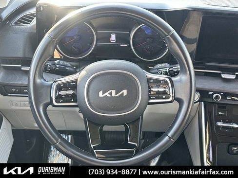 Used 2022 Kia Carnival SX image 10
