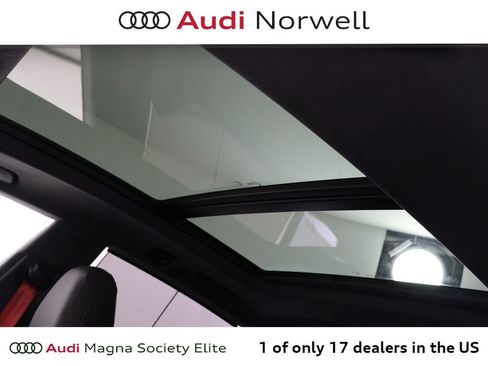 New 2026 Audi SQ8 Prestige image 10