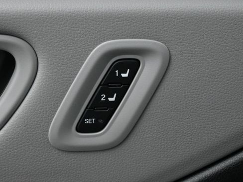 Used 2024 Honda Pilot Elite image 5