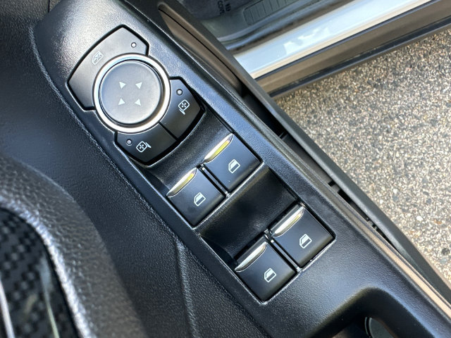 Used 2025 Ford Escape ST-Line AWD/4WD image 26