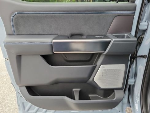 New 2026 Ford F250 Platinum AWD/4WD image 15