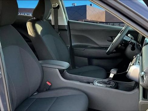 New 2026 Hyundai Kona SE FWD image 8
