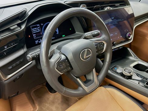Used 2024 Lexus RZ 450e Premium w/ Accessory Package (Z1) AWD/4WD image 18