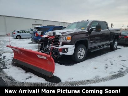 Used 2016 GMC Sierra 2500 SLE w/ SLE Preferred Package