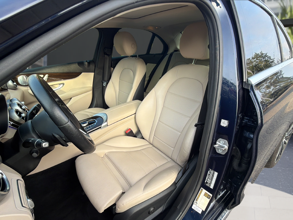 Used 2020 Mercedes-Benz C 300 Sedan image 10