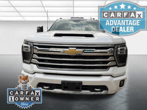 Used 2025 Chevrolet Silverado 2500 High Country w/ High Country Premium Package AWD/4WD image 8