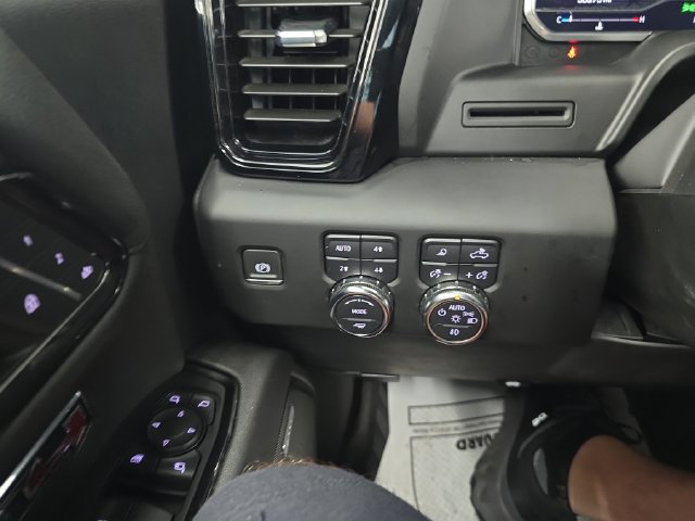 Used 2024 GMC Sierra 1500 AT4 w/ AT4 Premium Package AWD/4WD image 20