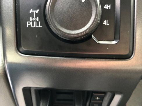 Used 2019 Ford F250 XLT w/ XLT Value Package image 32