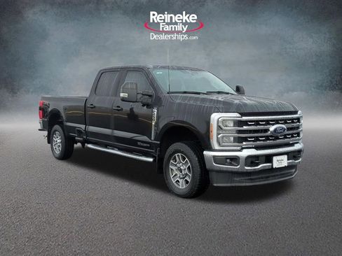 Used 2024 Ford F250 Lariat image 3