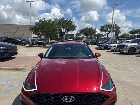 Used 2023 Hyundai Sonata SEL FWD image 3