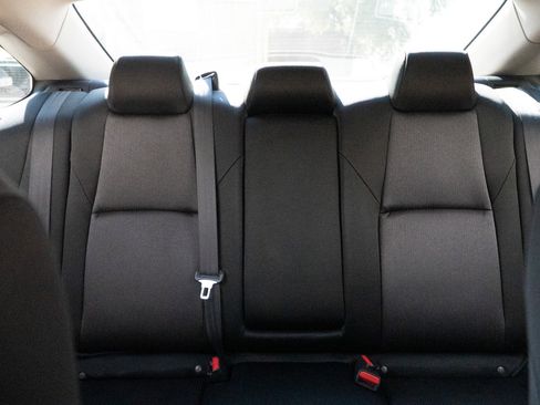 Used 2019 Honda Accord LX image 23