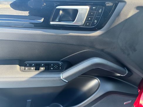 Certified 2023 Porsche Cayenne image 26