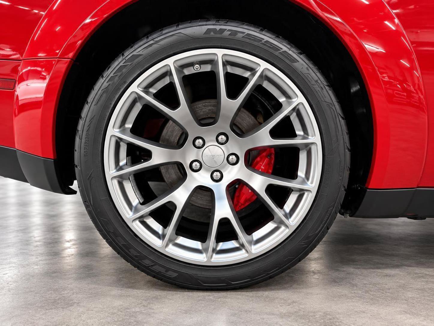 Used 2022 Dodge Challenger SRT Hellcat RWD image 36