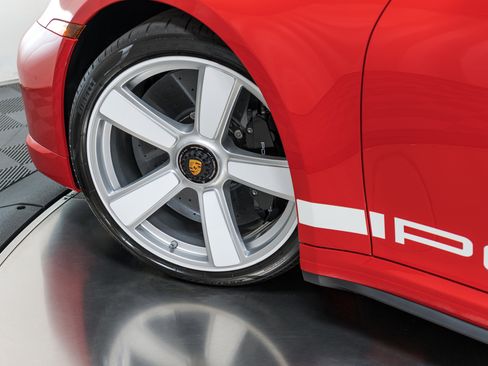 Used 2025 Porsche 911 Turbo S image 41