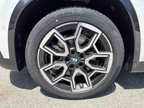 New 2026 BMW X1 xDrive28i w/ Technology Package AWD/4WD image 9