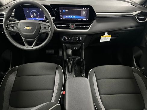 New 2026 Chevrolet TrailBlazer LS image 3