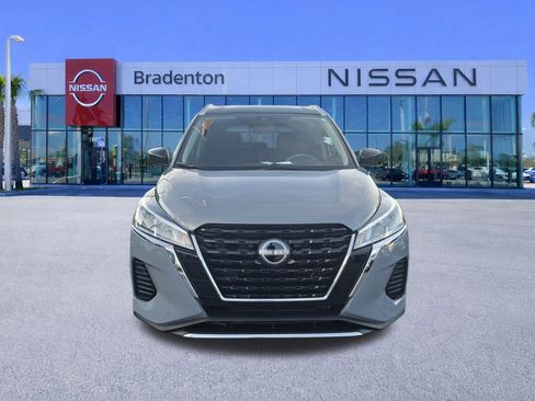 Certified 2023 Nissan Kicks SV image 2