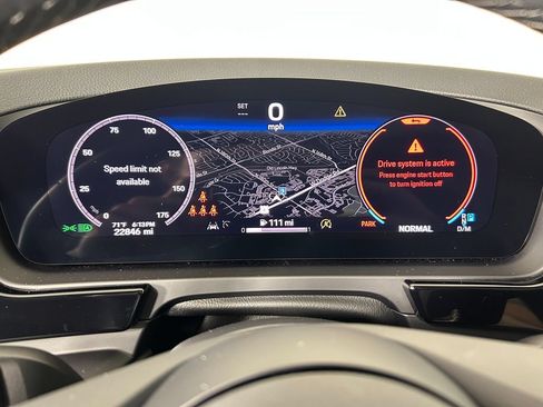 Certified 2024 Porsche Cayenne Coupe AWD/4WD image 21