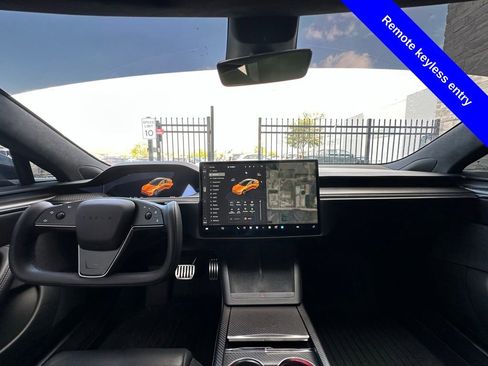 Used 2021 Tesla Model S Plaid image 24