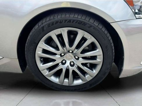 Used 2016 Lexus LS 460 w/ Comfort Package RWD image 65