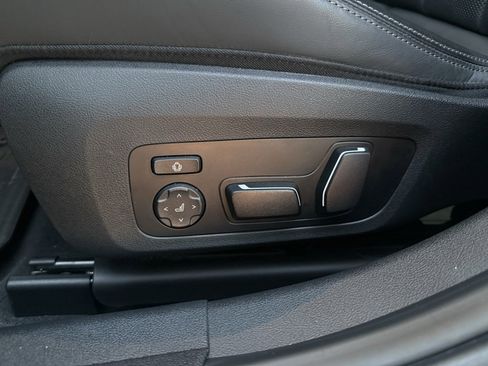 Used 2024 BMW M3 Competition w/ Executive Package image 27