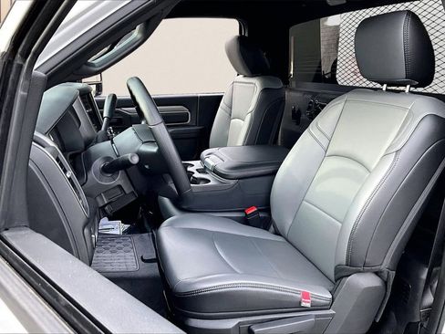 New 2025 RAM 5500 Tradesman AWD/4WD image 17