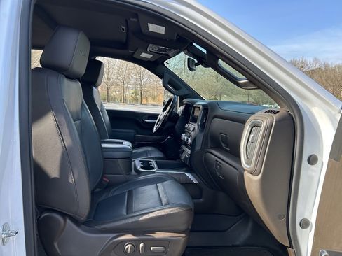 Used 2022 GMC Sierra 3500 Denali image 53