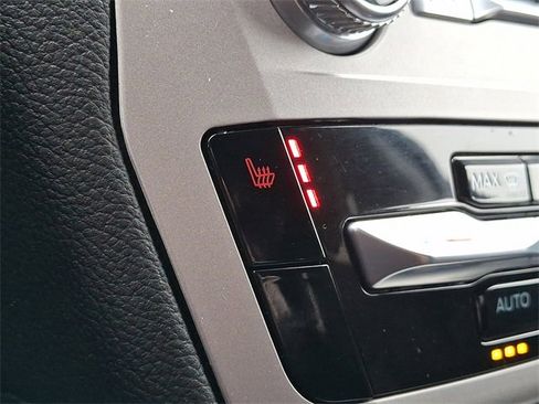 Certified 2023 Ford Explorer XLT image 24