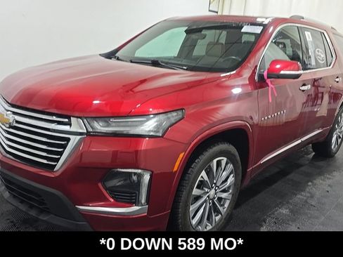 Used 2023 Chevrolet Traverse Premier AWD/4WD image 1