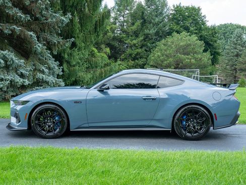 Used 2024 Ford Mustang GT Premium w/ GT Performance Package RWD image 6