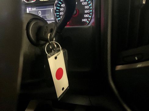 Used 2018 Chevrolet Silverado 1500 LT w/ All Star Edition image 25