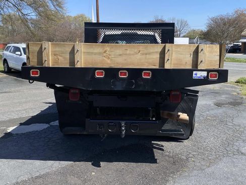 Used 2019 Ford F450 XL w/ Power Equipment Group image 5