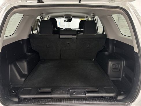 Used 2022 Toyota 4Runner SR5 image 23