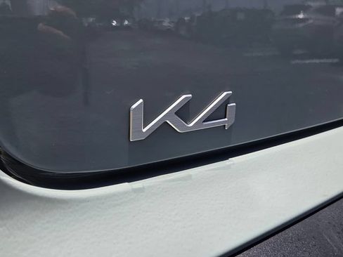 Used 2025 Kia K4 FWD image 15