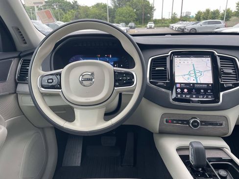 Certified 2023 Volvo XC90 B5 Plus w/ Protection Package Premier AWD/4WD image 15