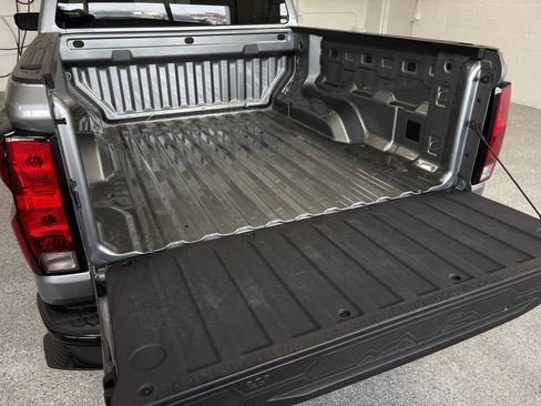 Used 2023 Chevrolet Colorado W/T RWD image 24