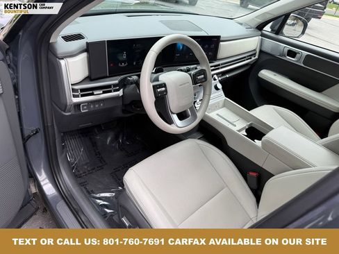 Used 2025 Hyundai Santa Fe SEL image 32