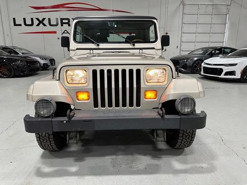 Used 1995 Jeep Wrangler Sahara AWD/4WD image 8
