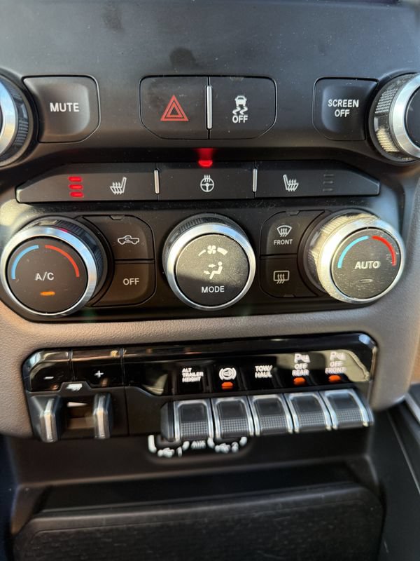 Used 2019 RAM 3500 Big Horn AWD/4WD image 13