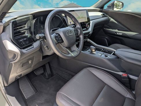 Certified 2025 Lexus TX 350 AWD w/ Technology Package image 6