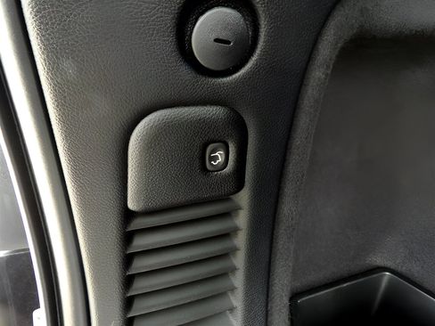 Used 2019 Dodge Durango R/T image 37