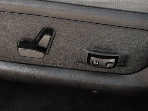 Used 2017 RAM 3500 Lone Star image 19