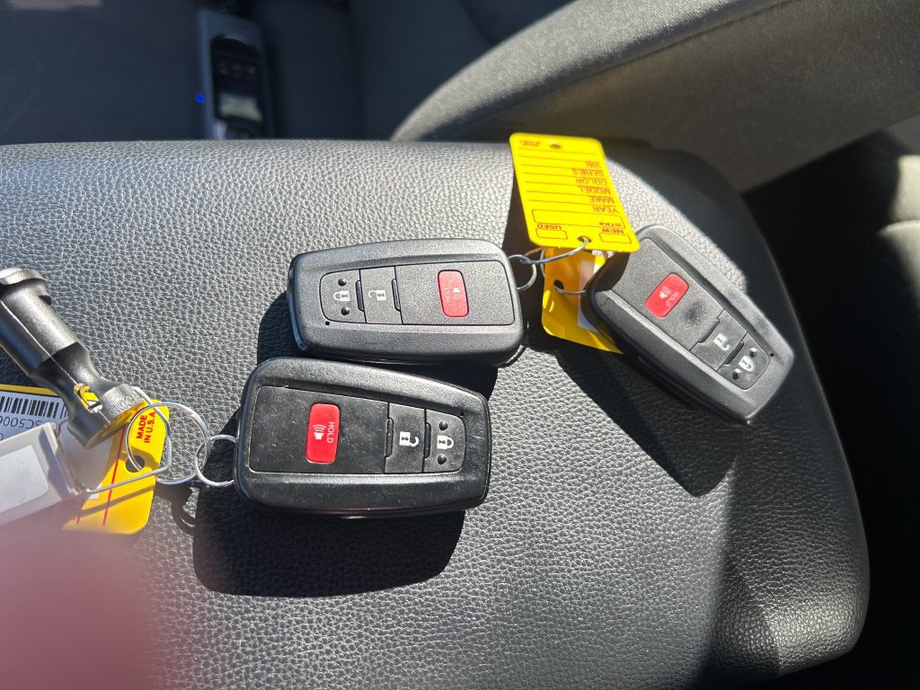 Certified 2025 Toyota RAV4 XLE AWD/4WD image 25