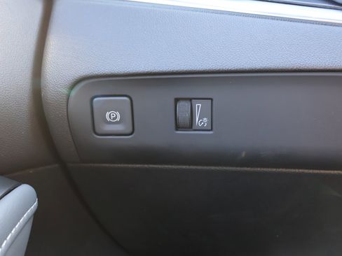 Used 2023 Buick Enclave Essence w/ Experience Buick Package image 38