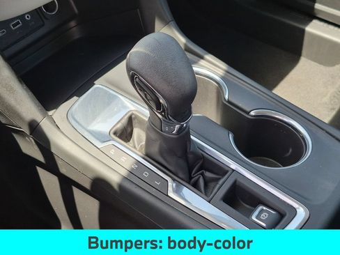 Used 2023 Chevrolet Equinox LS FWD image 20