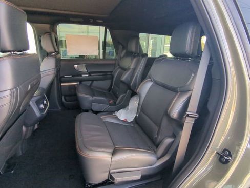 New 2025 Ford Expedition Tremor image 15