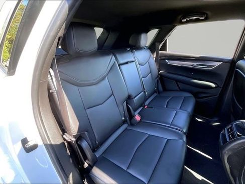 Used 2022 Cadillac XT5 Luxury FWD image 17