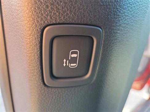 New 2026 Kia Carnival LXS image 12