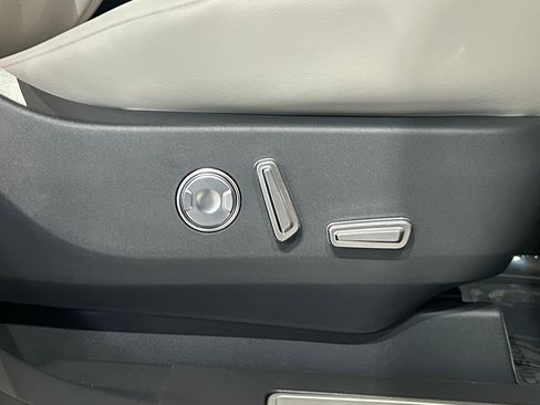 New 2026 Lincoln Nautilus Premier w/ Equipment Group 102A image 56