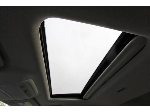 Certified 2025 MAZDA CX-30 AWD 2.5 S w/ Premium Package image 22